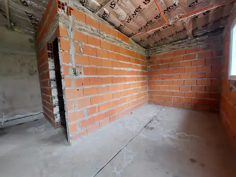 Casa en venta a Reciclar en San Jerónimo Sud