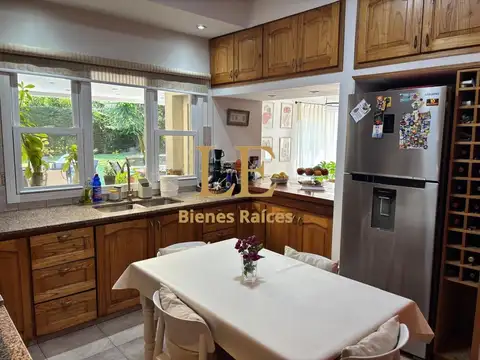 Casa en Venta al Oeste