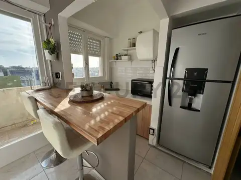 EN VENTA! Monoambiente con vista al mar y reciclado