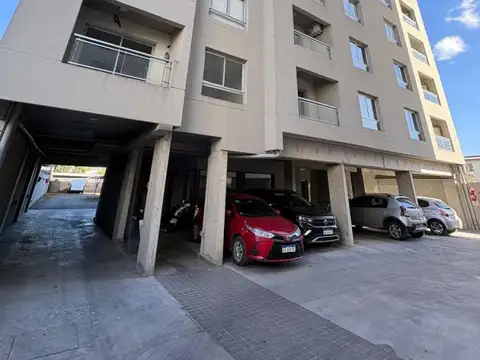 4 de Noviembre 5000, Piso 2