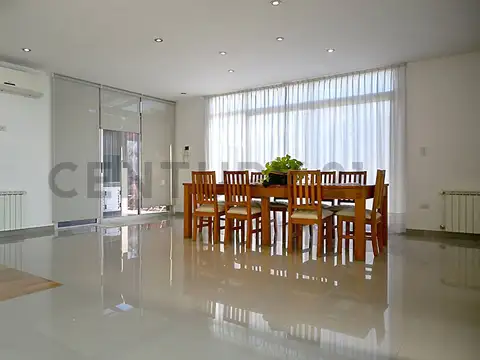 Casa en Venta en Jose Hernandez, USD 395.000