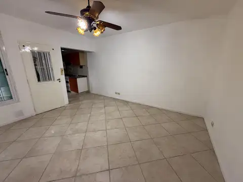 Depto Tipo Casa en Venta de 2 ambientes