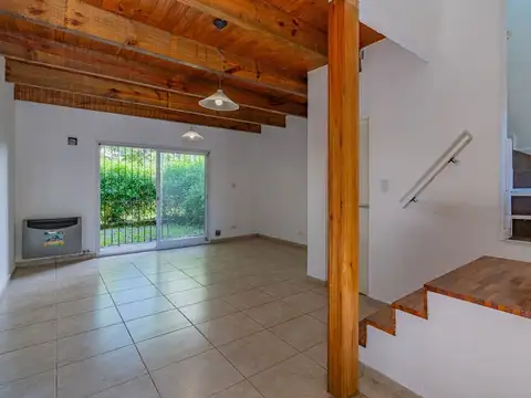 VENTA DUPLEX 4 AMBIENTES SAN CARLOS INDEPENDIENTE