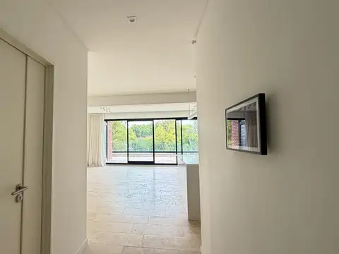 Departamento en Alquiler con 2 cocheras