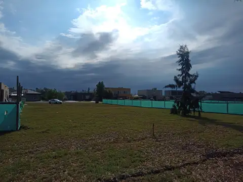 CASERES Y RUTA 58 , Piso CAS