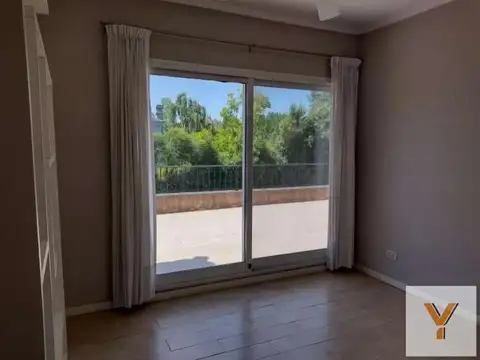 Casa en Venta en Pablo Nogues, USD 490.000