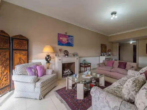 Venta Palermo,4 ambientes,dependencia,piso alto, 