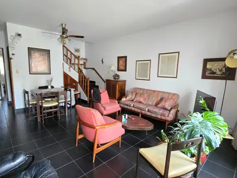 José León Cabezón 3000, Piso PB