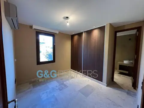 Casa en Venta en Barrio Parque Leloir, USD 1.300.000