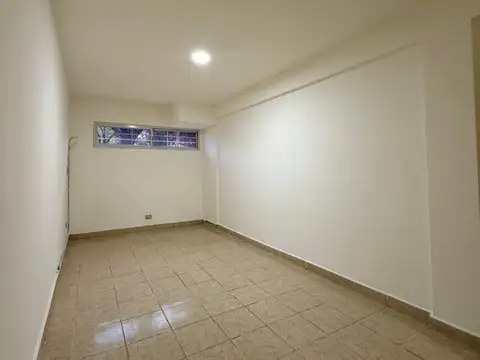 Pje Tunel 500, Piso 00