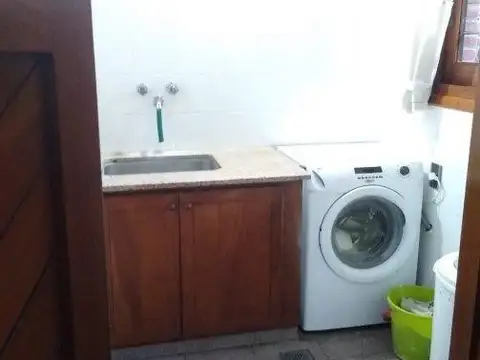 Casa en Venta en Berazategui, USD 420.000