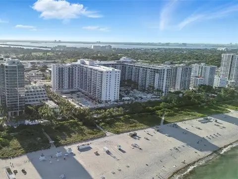 Roney Palace Condo ? Miami Beach