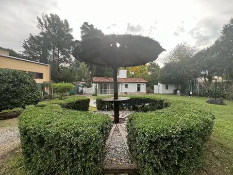 Casa en Alquiler en Barrio Parque Leloir, USD 1.500
