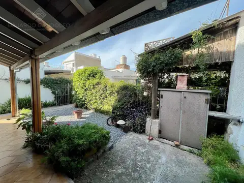 Depto Tipo Casa en Venta de 5 ambientes