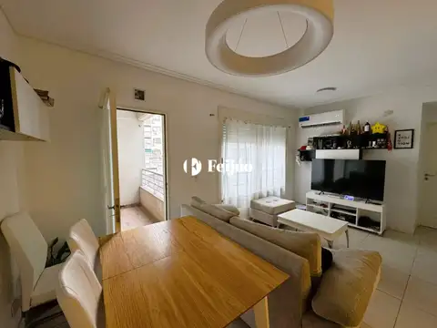 César Díaz 2500, Piso 2