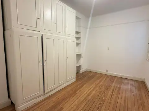 Departamento en Alquiler 80 años