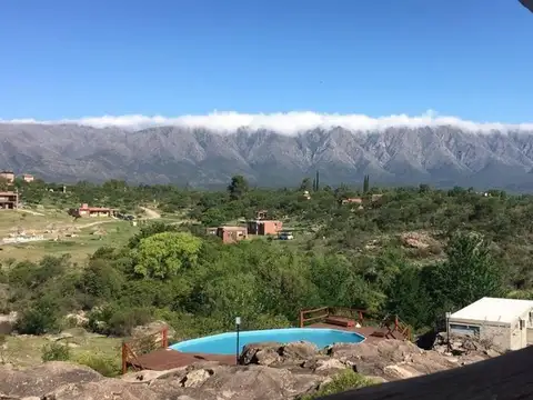Avenida los Porteños 100