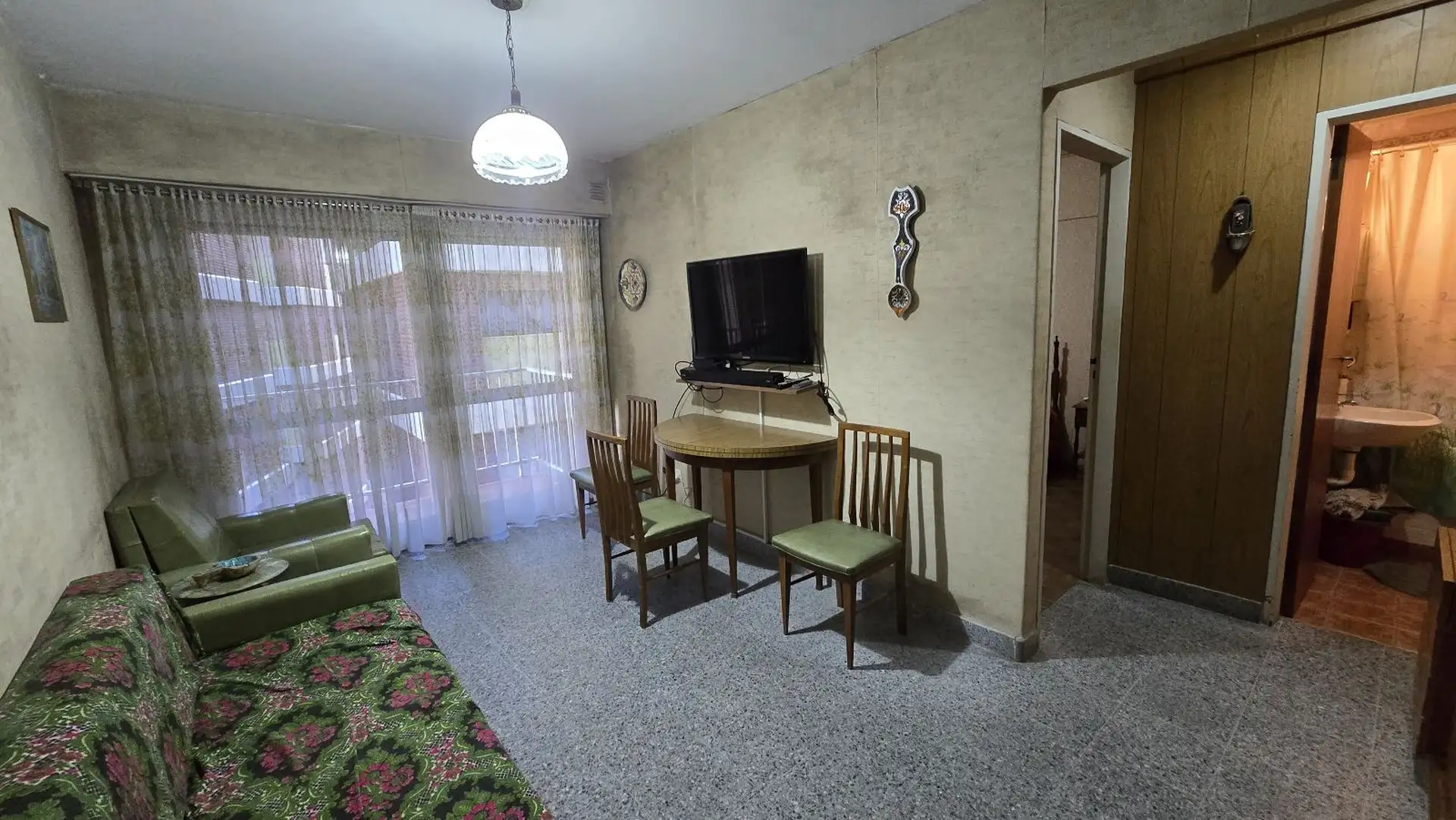 Venta Departamento 2 Ambientes Lateral Balcon Cochera Dependencia