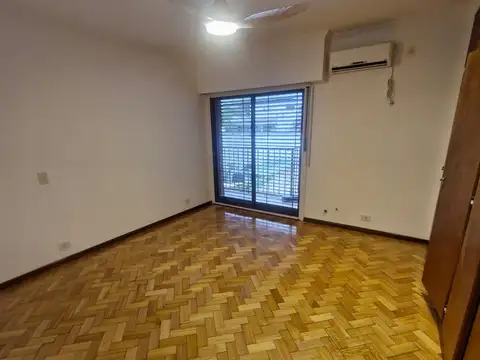 EXCELENTE PLANTA ALTA 3 DORMITORIOS 2 BANOS BALCON S/EXPENSAS