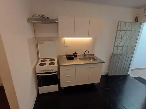 Depto Tipo Casa en Alquiler en Ciudadela, $ 450.000