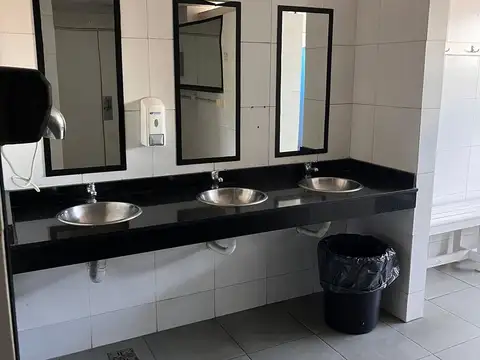 Local en Venta en Tapiales, USD 430.000