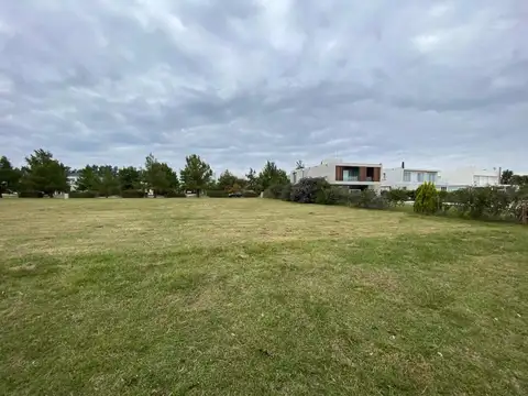 Terreno en Venta 20  mts Frente