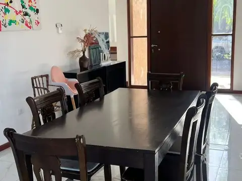 ALQUILER CASA CON PISCINA EN BARRIO PRIVADO!