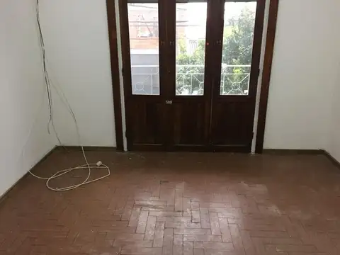 Uriburu 3900, Piso 1