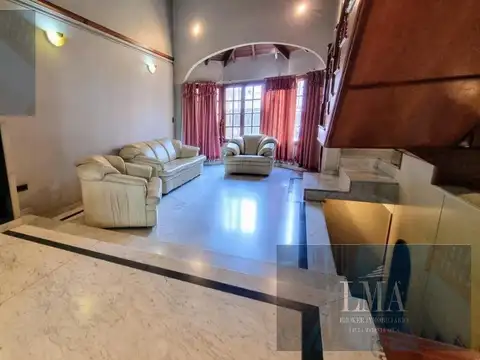 Venta Casa 5 amb en  Villa Devoto 2 coch / jardin y play Room Apto Credito Hipotecario.