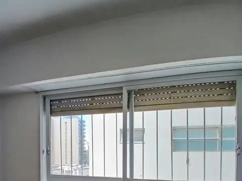 Castro 1100, Piso 6