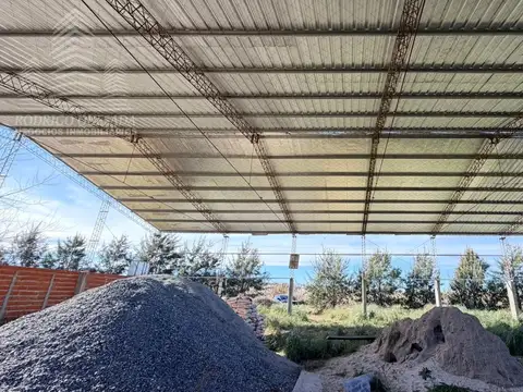 Galpon en Venta 100  mts Fondo