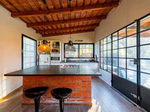 Casa en Alquiler en Funes, $ 1.200.000