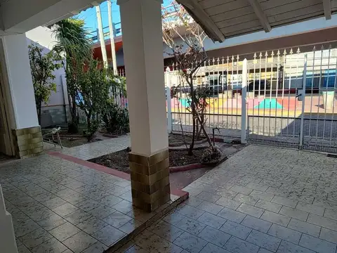 Casa en Alquiler de 3 dormitorios