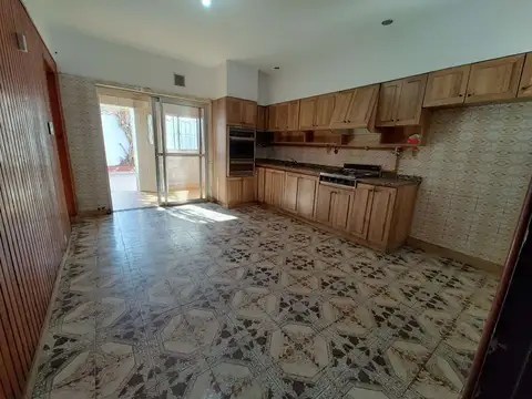Casa en Alquiler en Lanus Este, $ 1.100.000