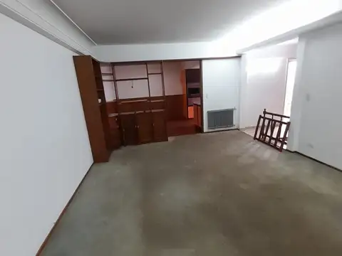 Depto Tipo Casa en Alquiler de 3 dormitorios