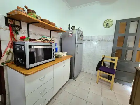 Casa 5 ambientes con 2 baños