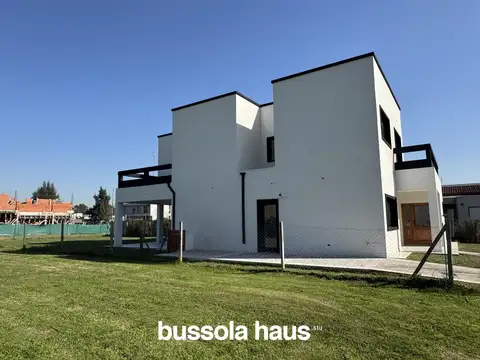 Casa en Venta en Pilar, USD 245.000