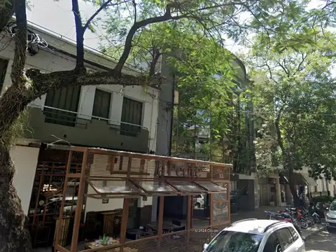 BROWN 100, Piso 1