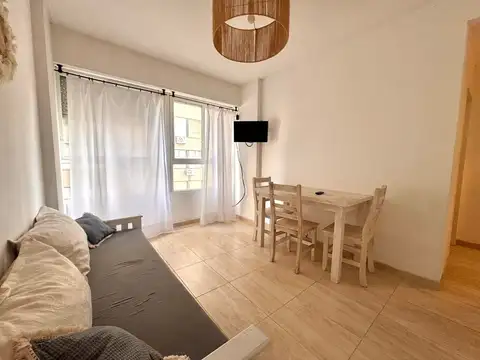 Avenida Hipólito Yrigoyen 1300, Piso 10
