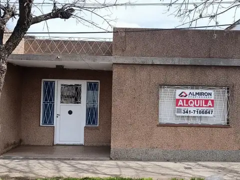 Alquiler | Casa | 2 Dormitorios | Capitán Bermúdez | Barrio Centro