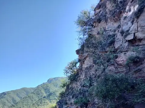 SE VENDE TERRENO 109 HAS EN RUTA N°1 LAS PIRQUITAS