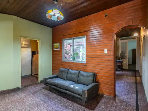 Gabriela Mistral 3200, Piso 0