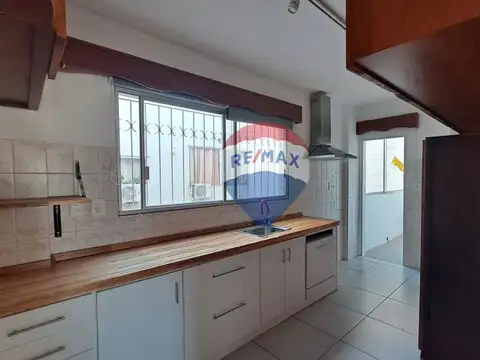 Departamento 5 ambientes con 1 baño