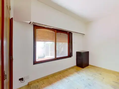 Depto Tipo Casa en Venta con 1 cocheras