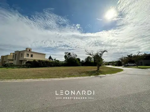 Terreno en Venta de 809,0 m2