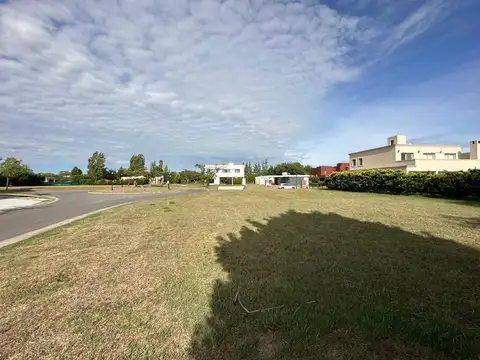 Terreno en Venta en Haras Santa Maria, USD 75.000