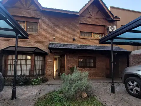 CASA EN VENTA DON TORCUATO - 5 AMB + QUINCHO 4 AMB