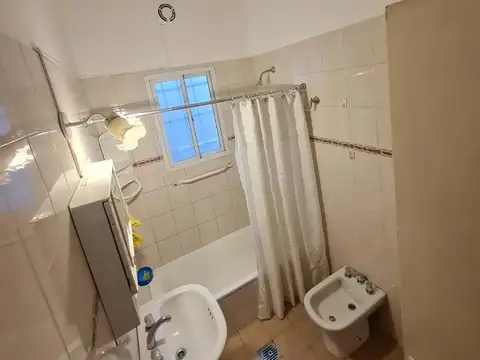 Departamento 4 ambientes con 1 baño