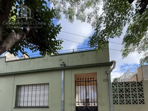 PH al frente - con patio y terraza - Venta - Remedios de Escalada - Lanus -