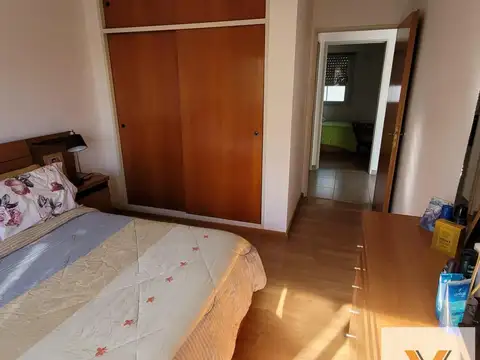 Depto Tipo Casa en Venta en Versalles, USD 143.000